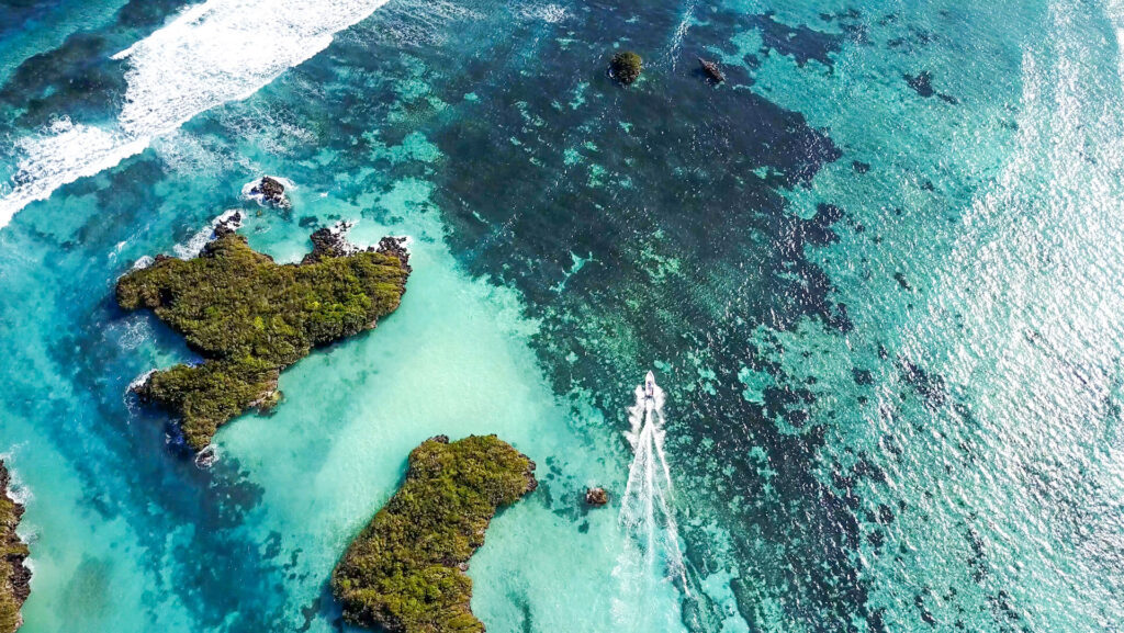 BlueSafariSeychelles-Cosmoledo-atoll-exploration